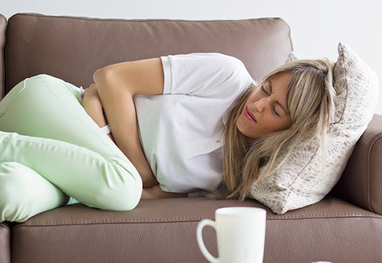 Mide Yanması Kusmak Belirtileri ve Tedavisi